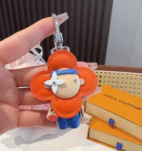 Louis Vuitton Vivian keychain Lv bag pendant sunflower doll stainless steel hard