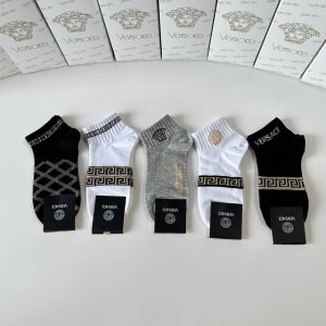 Specially packaged in the store Versace's new mid-length, short-sleeved socks! F