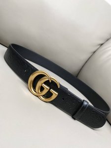 Gucci 4.0 Wide Marmont Series Printed Embossed Leather Belt. The interwoven Gucc