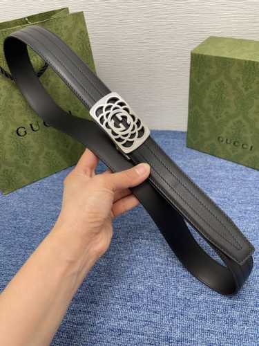 Gucci Imported Calfskin, With A Soft And Smooth Texture, Paired With A Premium S