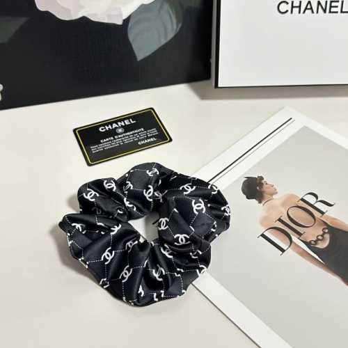 Special packaging Chanel Chanel classic silk hair band looks great on the head o