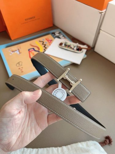 Hermes 2025 New Craftsmanship, Original Stitching, 2.4cm Reversible Belt, French