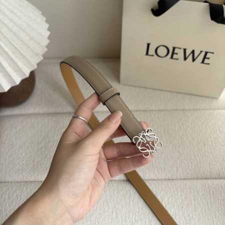 High-volume release: Loewe pebbled leather belt. Anchor buckle, 2.0cm wide, 5-ho - Click Image to Close