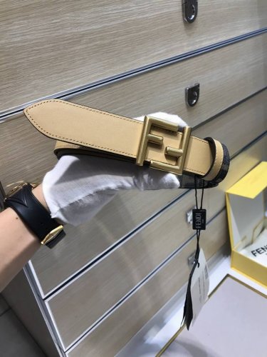 Delivery counter packaging Punch needle width 35 Mm, original jacquard Ff brown