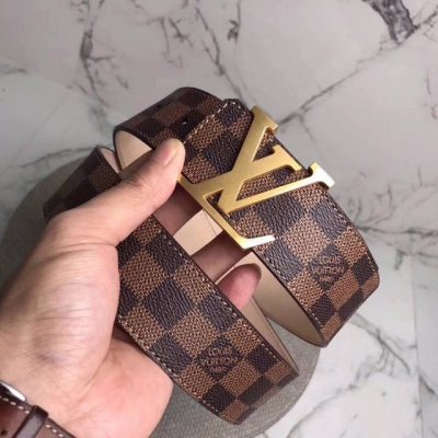 Comes with full boutique gift box packaging. Original boutique item, classic LV