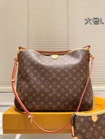 Large Size Without Box A must-have for fall and winter, the Louis Vuitton Lv-Del