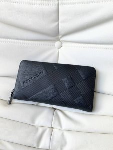 Same wallet as on Burberry's official website. Latest style. Made from imported