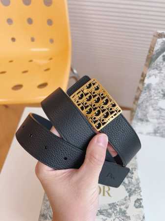 Dio* A must-have exquisite CD buckle belt from Dior, suitable for both business - Click Image to Close