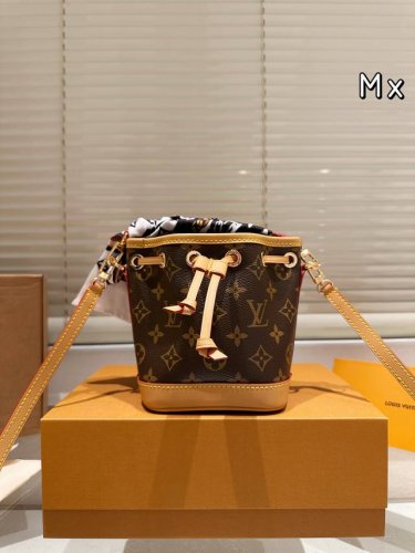 Semi-steel hardware code-changing chip Lv's new small bucket Nano Noe DDD. Does