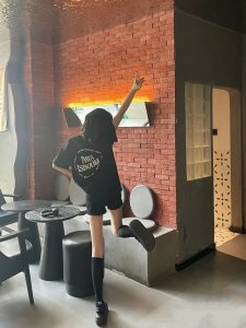 Comes with packaging One pair per box Miu Miu classic logo pure cotton calf soc