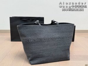 Alexander Wang Tote Bag Alexander Wang I was really surprised when I got it It f