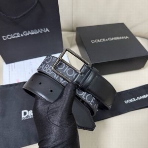 Dg, width 4.0Cm Dolce&Gabbana's new calfskin belt is full of capable attitude. T