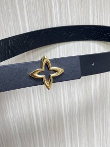 Louisvuitton 2025Ss Spring and Summer New Product Burnished Flower Drawstring Sh