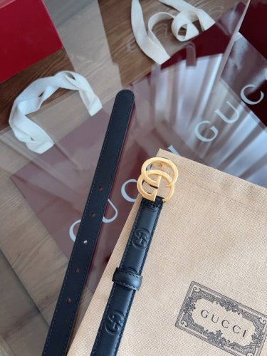 Gucci Surface top layer calfskin width 2.0cm New version of the counter logo hor