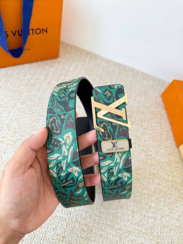 Product Name: Lv..Louis..Vuitton belt original Model: Buckle, classic pure stee