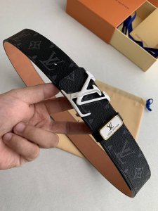 Product Name: Louis Vuitton Original Single Item Model: Reversible hook, classic