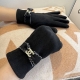 Chanel new arrival wool gloves from the boutique. Stylish gloves, warm and fleec