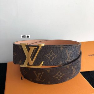 original single-LV Louis Vuitton iconic letter metal buckle with classic checker