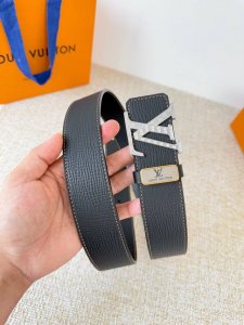 Product name: Lv..Louis..Vuitton belt original Model: Buckle, classic pure steel