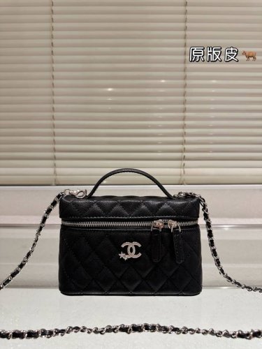 First layer cowhide Chanel box bag Lazy and casual and easy to carry Full of sur