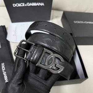 Dg, width 3.5cm Dolce & Gabbana's new embossed calfskin simple and versatile bel