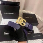 Dolce & Gabbana calfskin belt with a personalized logo buckle. Calfskin belt wit