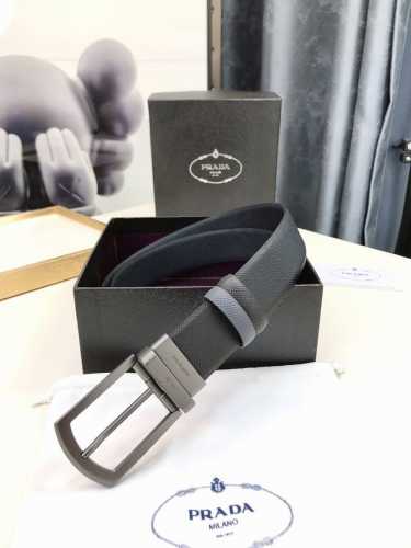 Prada Due To The Different Shades Of Color On Both Sides, This 3.4 Cm Wide Rever