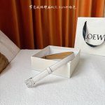 Loewe pebbled leather belt. Anchor buckle, 2.0cm wide, 5-hole adjustable. Off-wh