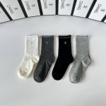 Specially packaged Chanel new style embroidered mid-length slouch socks! Four pa