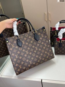 Medium Lv Louis Vuitton jungle tote bag Luxury and classic monogram tote The bag