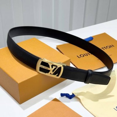 Lv can be worn for business casual or formal wear! 3.5cm latest buckle, polished