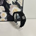 Special counter packaging Loewe's latest headband Little fairies hurry up and ge