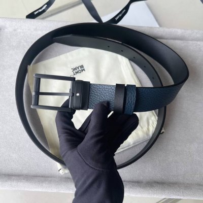 - Montblanc Square Buckle Black Blue Belt 35mm This reversible belt is a versat