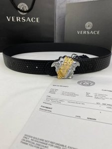 Width 4.0 Cm Versace This Two-Sided Leather Belt Features A Buckle Adorned With