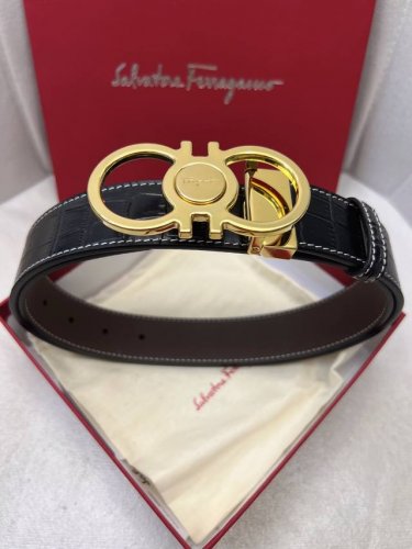 Salvatore Ferragamo: Original top-grain cowhide crocodile pattern surface: Line