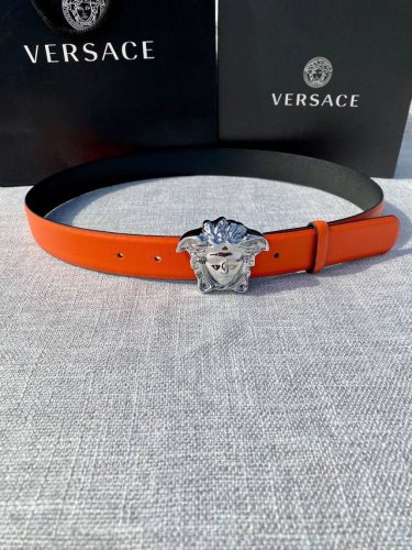 Width: 3.0 Cm Versace This Plain Weave Belt Features The Iconic Versace Medusa H