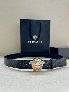 Width 4.0Cm Versace Palazzo belt is made of cowhide leather and decorated with L