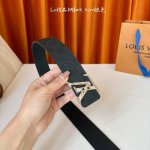 Louis Vuitton: Classic original quality, PVC embossed surface with original plai