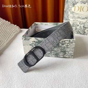 Dior's original belt is made of imported top-grain cowhide, which is soft and de