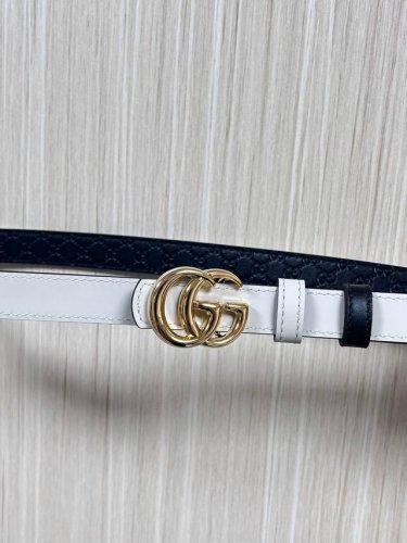 The Fall/Winter 2025 collection reinterprets the distinctive Gg Marmont series.