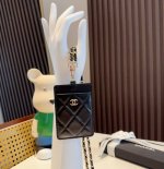 Chanel diamond embroidery chain card holder, work card holder, Chanel card holde