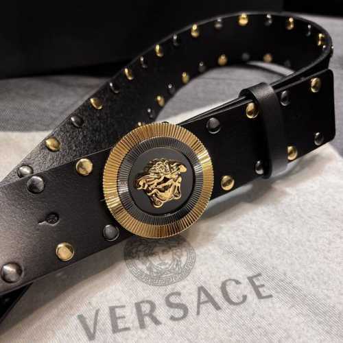 Versace width 4.0Cm New leather belt, decorated with the classic Versace Medusa