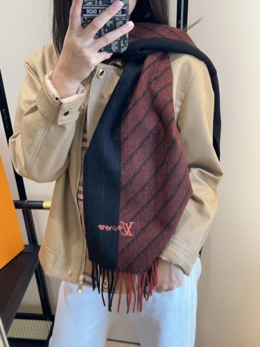 This LV scarf is absolutely gorgeous! It's so stylish and charming, a very sophi