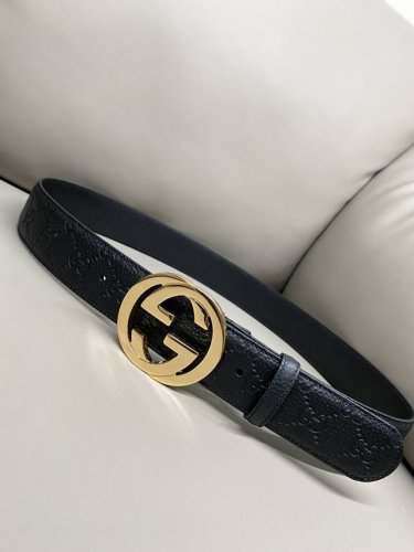 Gucci 4.0 Imported Calf Leather With Embossed Grain Pattern, Double G Heat-Press