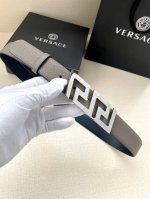 VersaceWidth 3.0Cm This belt is made of premium leather and is embellished with