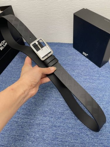 Brand: Montblanc continues its consistent elegance, gentlemanly, and refined sty