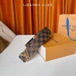Louis Vuitton: Classic original quality, classic print, original plain weave sol