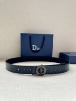 3.5cm Width. This stainless steel belt buckle is from the Dior And Stone Island
