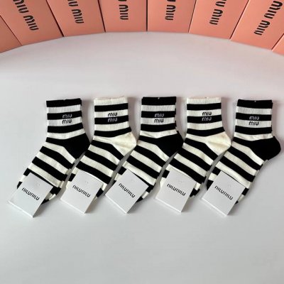 Special Packaging Miumiu New Mid-Length Slouch Socks! Five pairs per box, same s