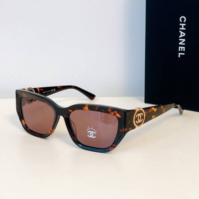 New product release ~ Classic round double C Chane* Mod: 9521 Size: 56-18-137 D